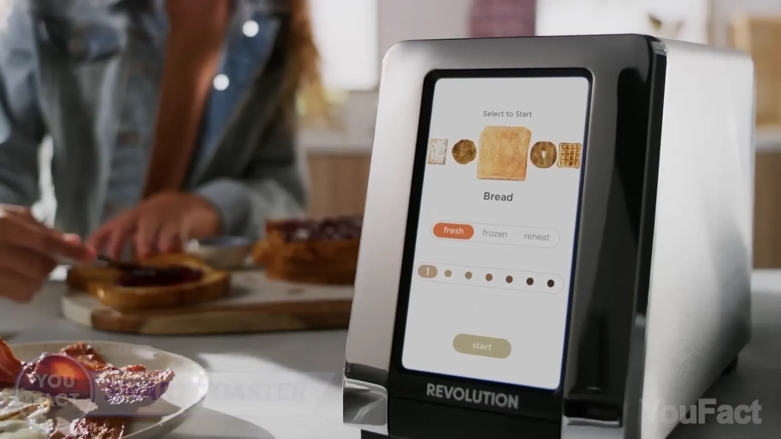 טוסטר חכם עם מסך מגע