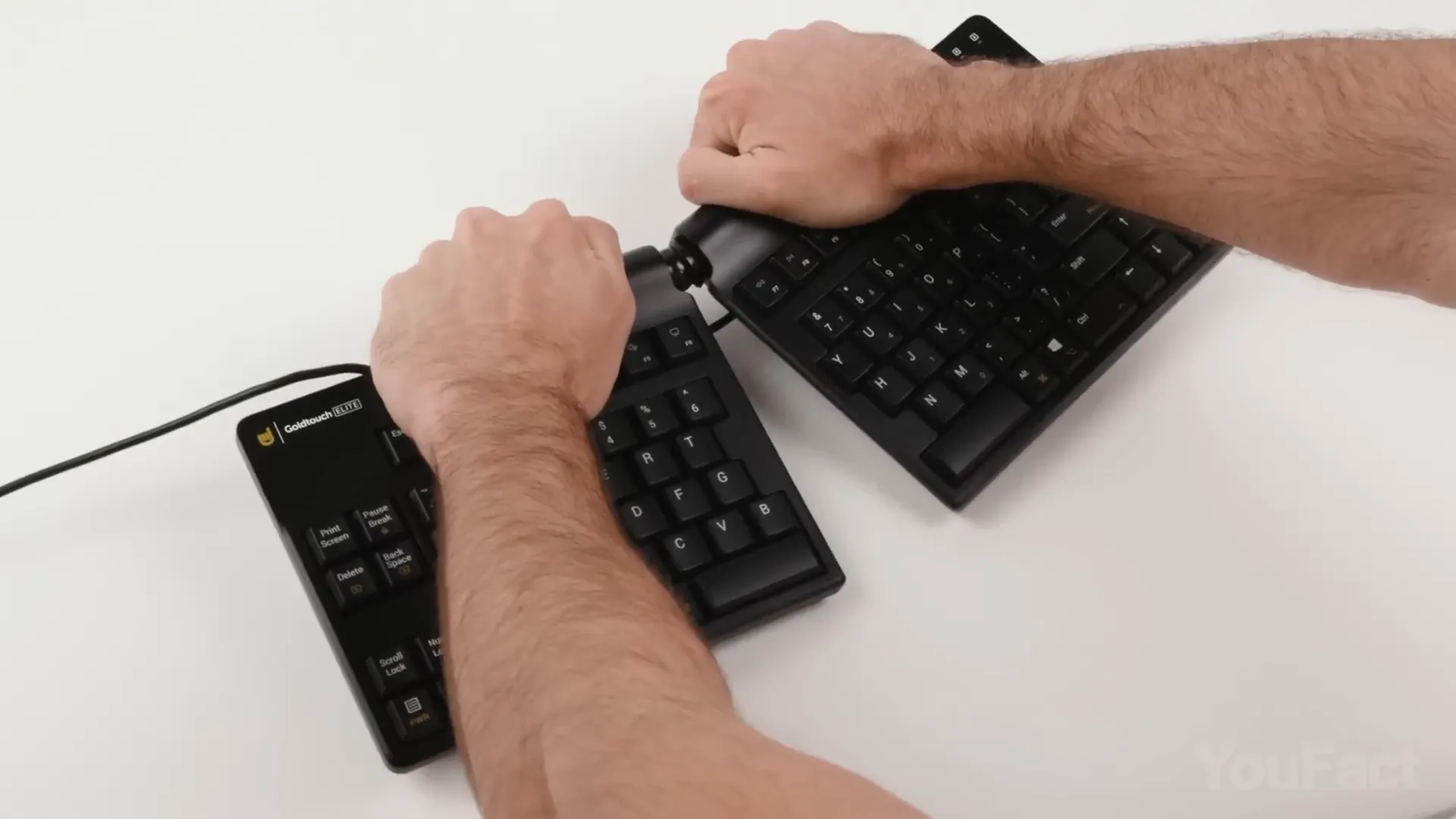 נדנדה מתחת לשולחן UPLIFT Desk